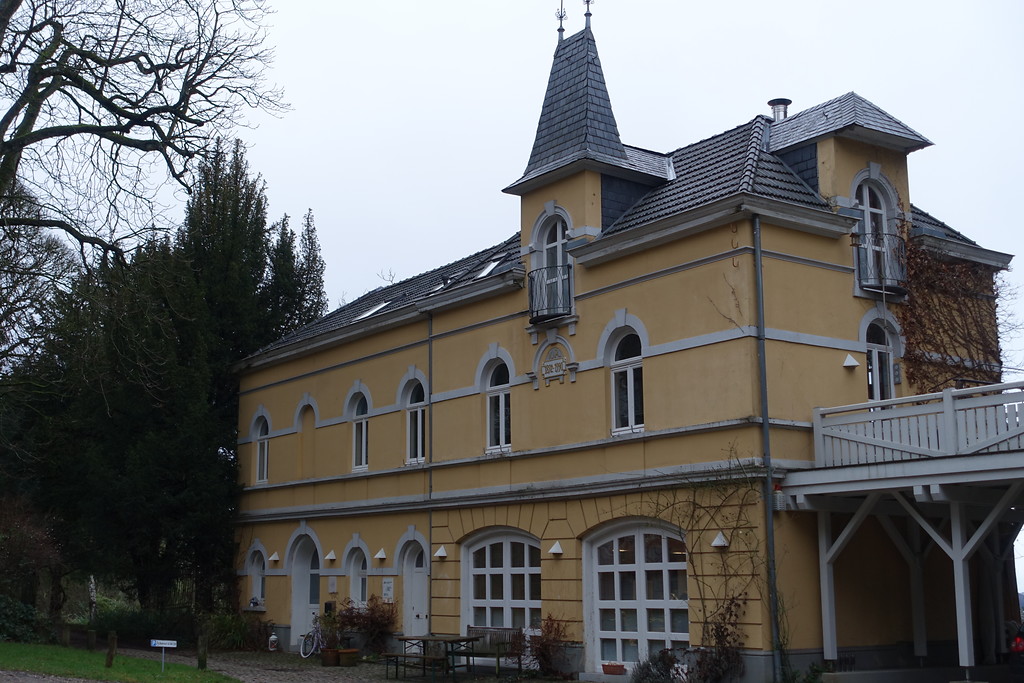 Wohnhaus am Von-Halfern-Park (2015)