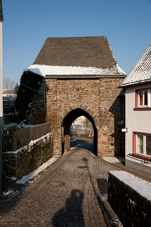 Burg und Burgsiedlung Reifferscheid bei Hellenthal (2012)