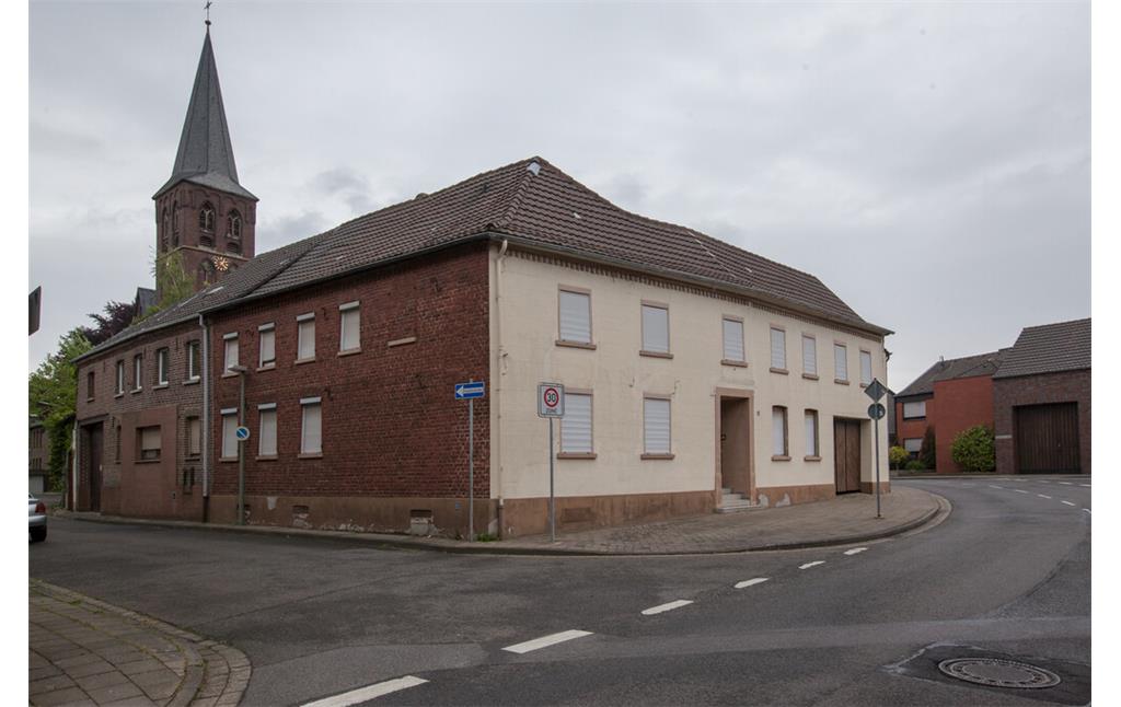 Wohnwirtschaftsanlage mit Tordurchfahrt - Keyenberger Markt 12 in Erkelenz-Keyenberg (2019)