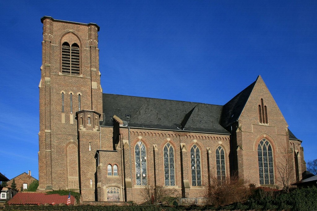 Neue Pfarrkirche Sankt Laurentius in Merzenich (2010)
