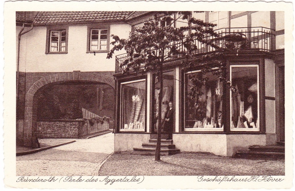 Historische Postkarte mit Blick auf das Millionentor in Ründeroth