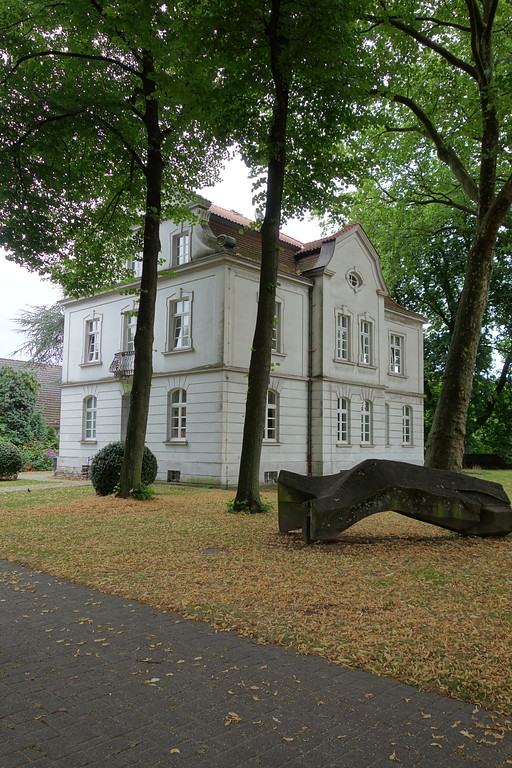 Skulptur Schwerer Stand (2016)
