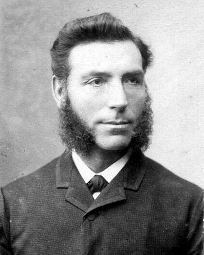 Porträt des Matthias Girmscheid (1845-1928), Begründer der Töpferei M. Girmscheid (um 1890)