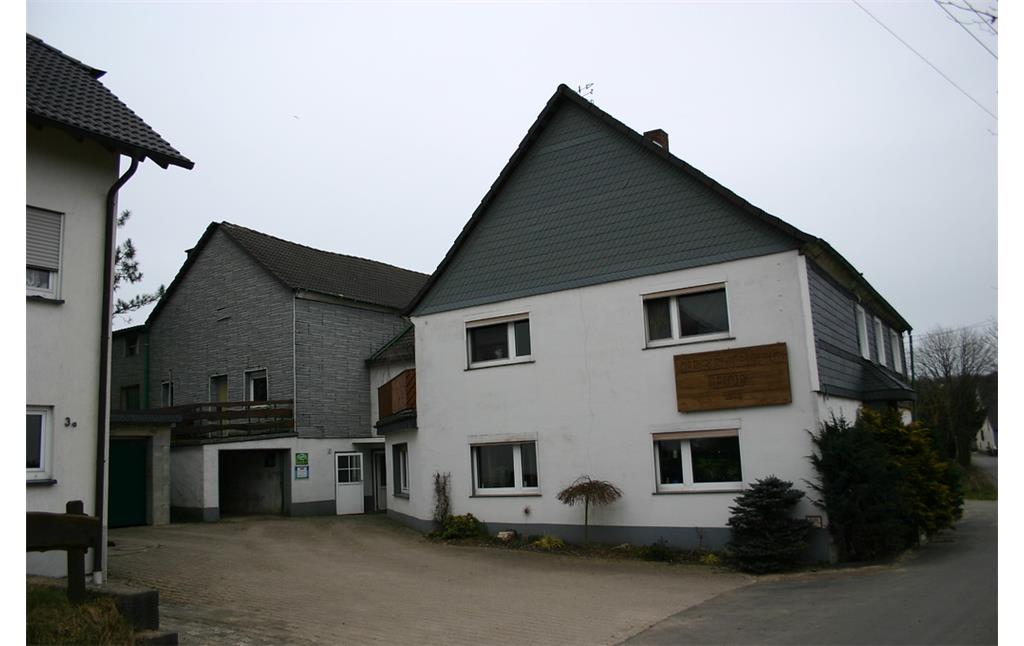 Hofstelle mit historischer Bausubstanz in Altendorf (2008)