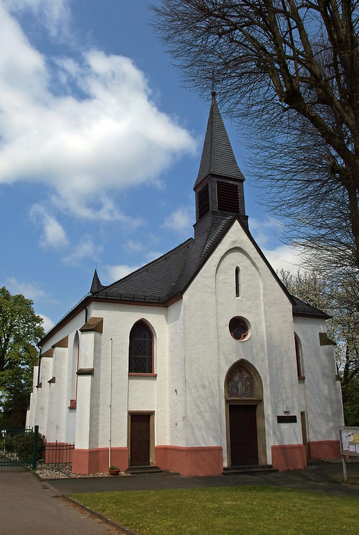 Katholische Pfarrkirche St. Mariä Empfängnis in Solingen (2016)
