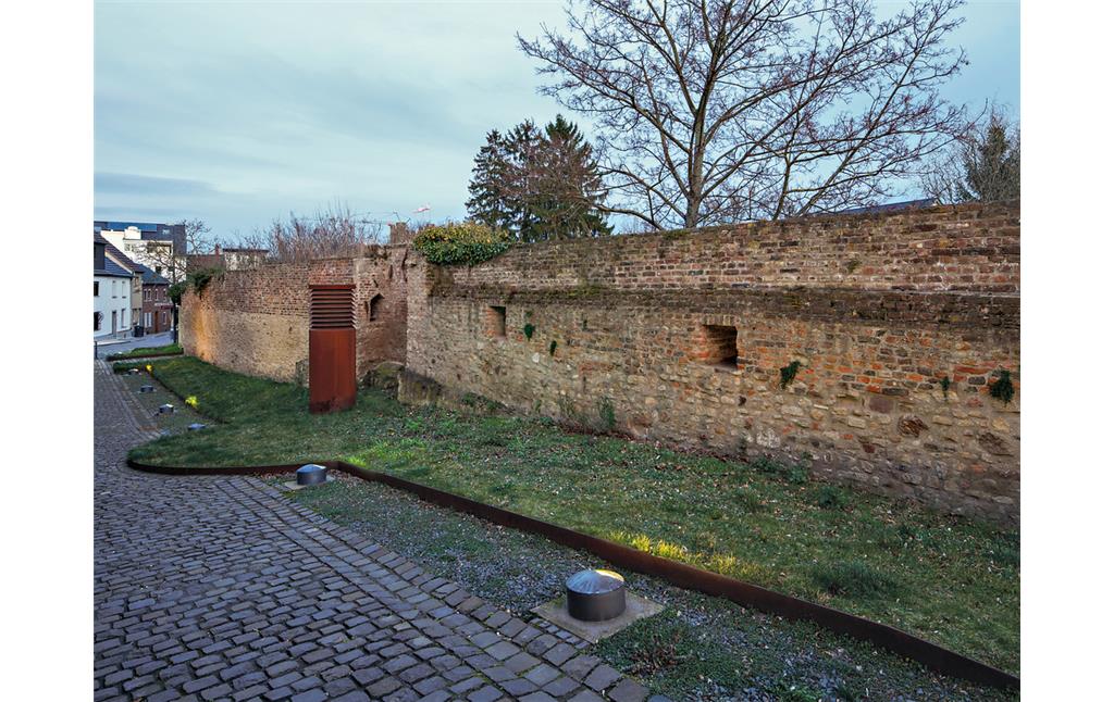 Zülpich, mittelalterliche Stadtmauer (2014)