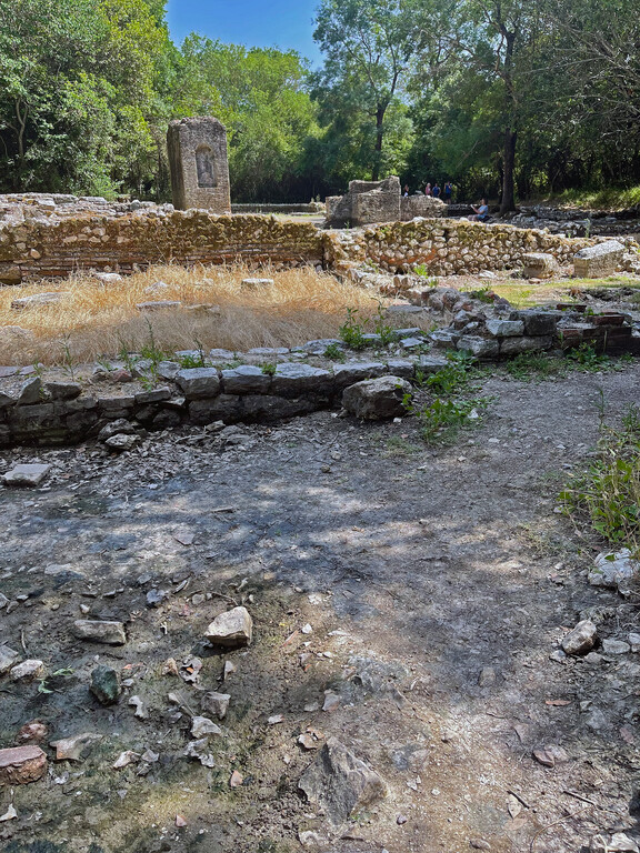 Gymnasium im Archäologischen Park Butrint (Albanien) (2022)