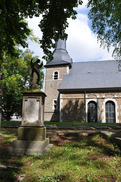 Stolberg, Kupfermeisterfriedhof und Finkenbergkirche (2014)