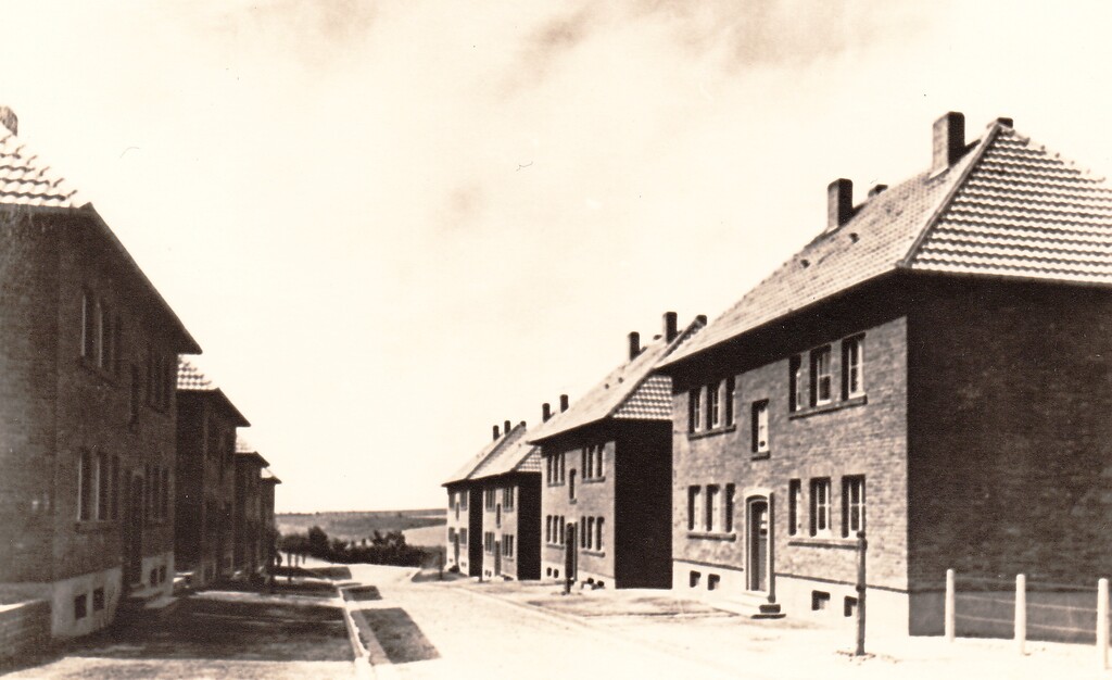 Werkssiedlung Frelenberg; Siedlungserweiterung von 1951 an der Ruhrstraße (1954)