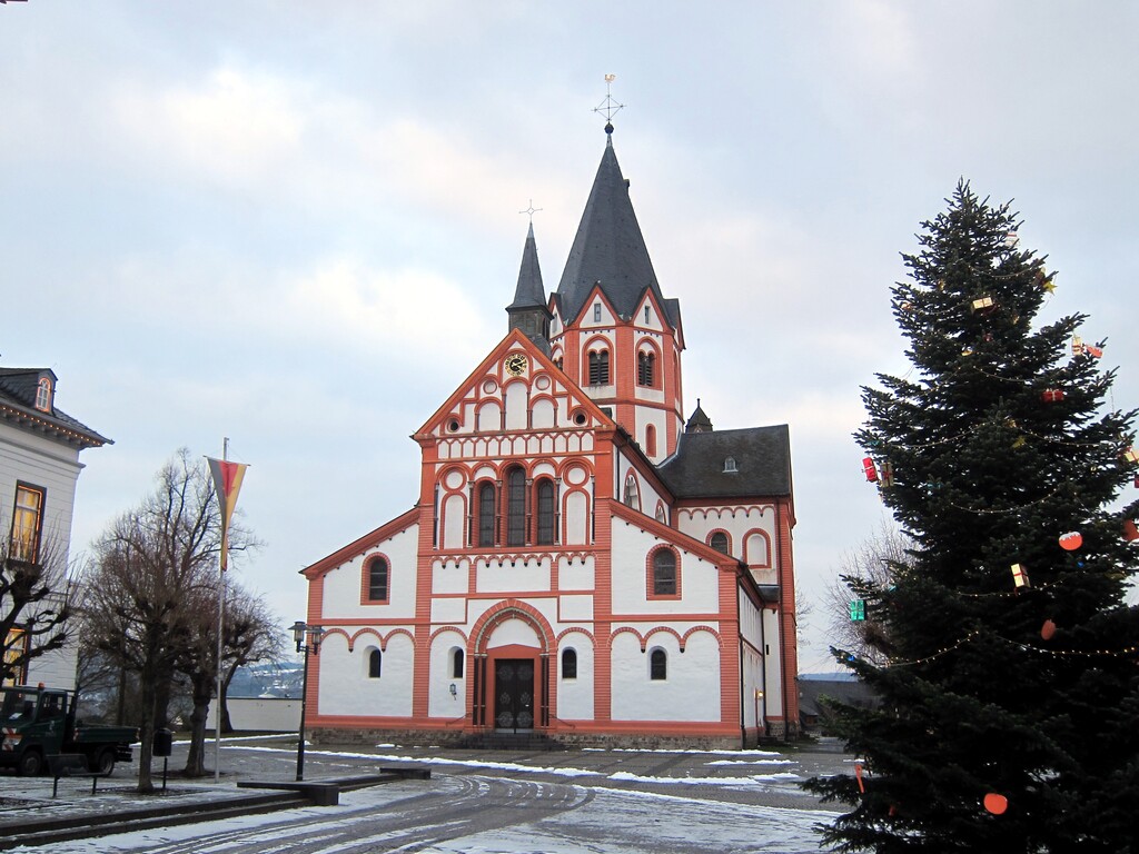 Katholische Pfarrkirche Sankt Peter in Sinzig (2014)