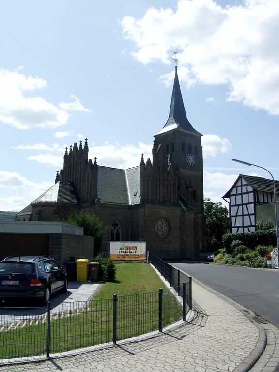 Katholische Pfarrkirche Sankt Sebastian in Sinzig-Bad Bodendorf (2013)