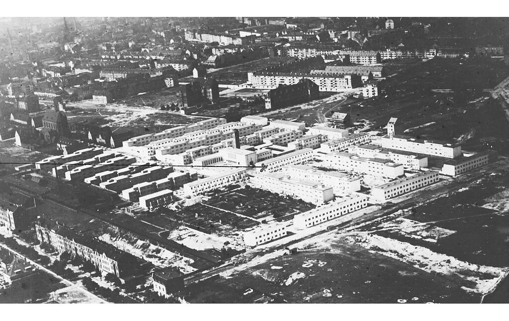 Einschornstein-Siedlung in Duisburg-Neudorf (1930)
