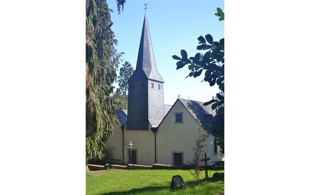 Kapelle Alt-St. Nikolaus von Südwesten aus betrachtet (2021).