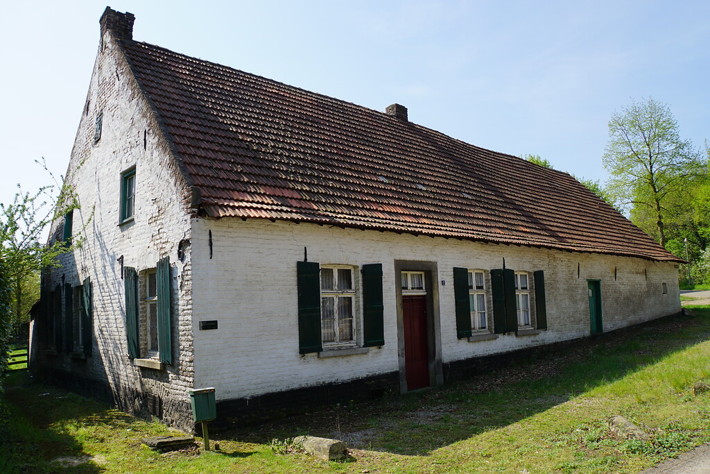 Bauernhof von 1776 im historischen Ortskern von Ronkenstein (2018)