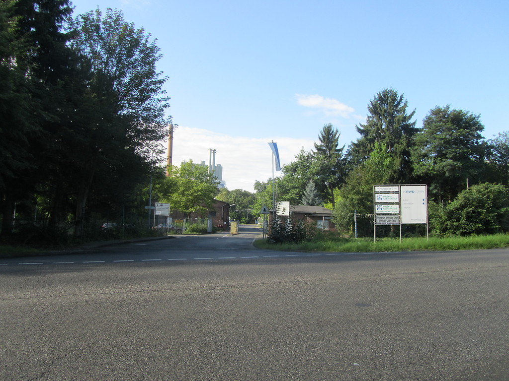 Eingangsbereich der Brikettfabrik Frechen von der Dürener Straße aus (2014)