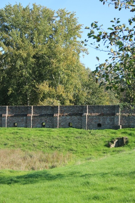 Mönch und Stadtmauer zum Leybach (2017)