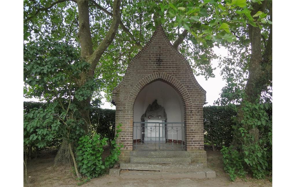 Heiligenhäuschen in der Parkanlage von St. Bernardin (2017)