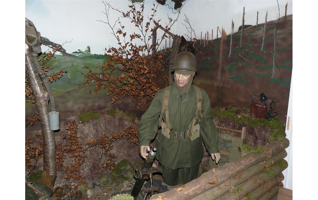 Bild 16: Szenen wie diese tragen im 'Museum Hürtgenwald 1944 und im Frieden' zur Romantisierung des Zweiten Weltkriegs in der Nordeifel bei (2013).