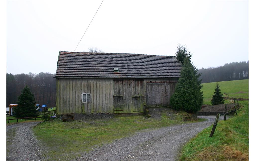 Der Standort des alleinstehenden Schuppens in Braake ist bereits auf der Bürgermeistereikarte von 1828 ausgewiesen (2008).