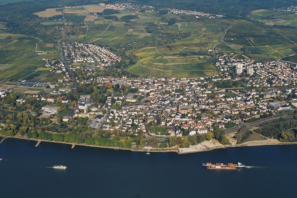 Luftaufnahme von Geisenheim (2006)