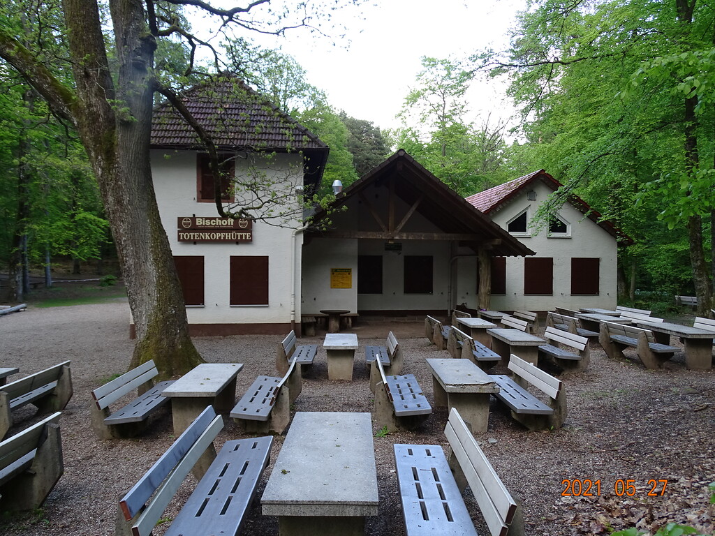 Totenkopfhütte im Pfälzerwald bei Maikammer (2021)