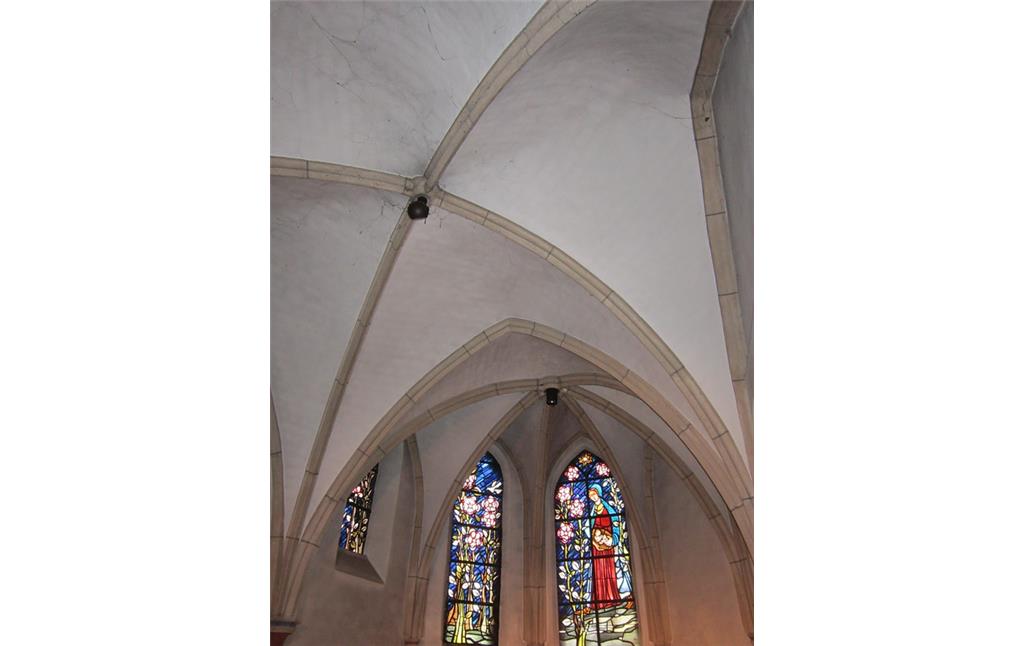 Essen, Karmelitinnenkirche in Stoppenberg. Blick auf das Kreuzrippengewölbe in der Kapelle des 14./15. Jahrhunderts (2017)