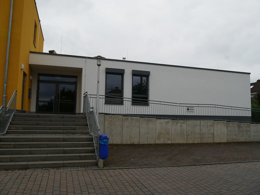 Moderner Anbau der Franz-Kade-Schule Wörsdorf (2017)