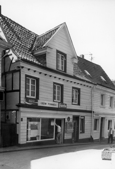 Wohn- und Geschäftshaus Roßkamp, Heumarktstraße 5 in Wülfrath (1978)