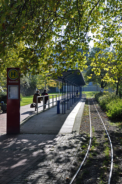 Haltestelle der Essener Grugabahn am Messegelände (2011).