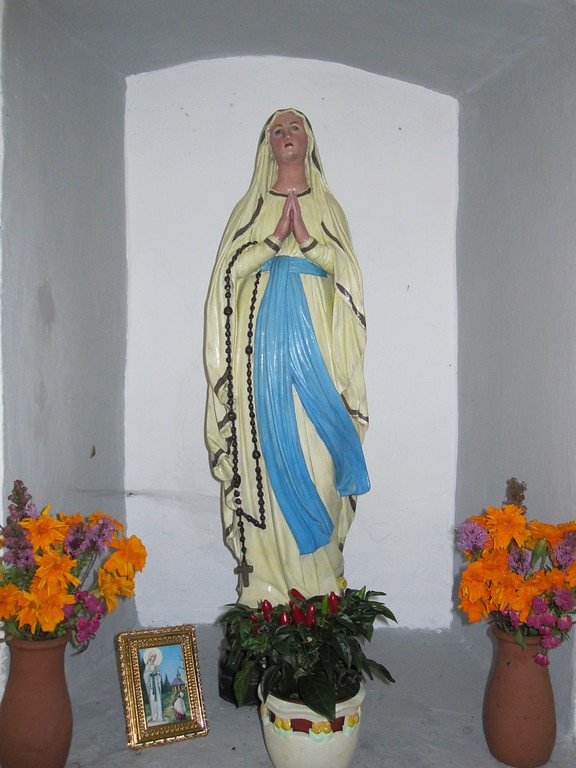 Statue der Gottesmutter Maria in der Wallfahrtskapelle Oberelz (2009)