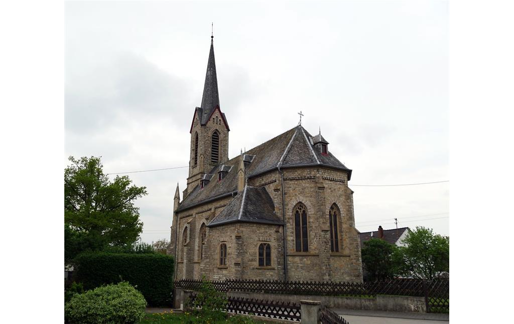Evangelische Gustav-Adolf-Kirche in Dörrebach, Ansicht von Südosten (2016).