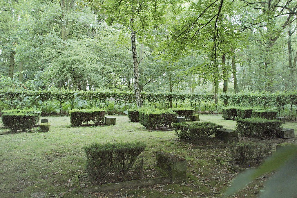 Blick auf das Gräberfeld des jüdischen Friedhofs Anrath-Willich