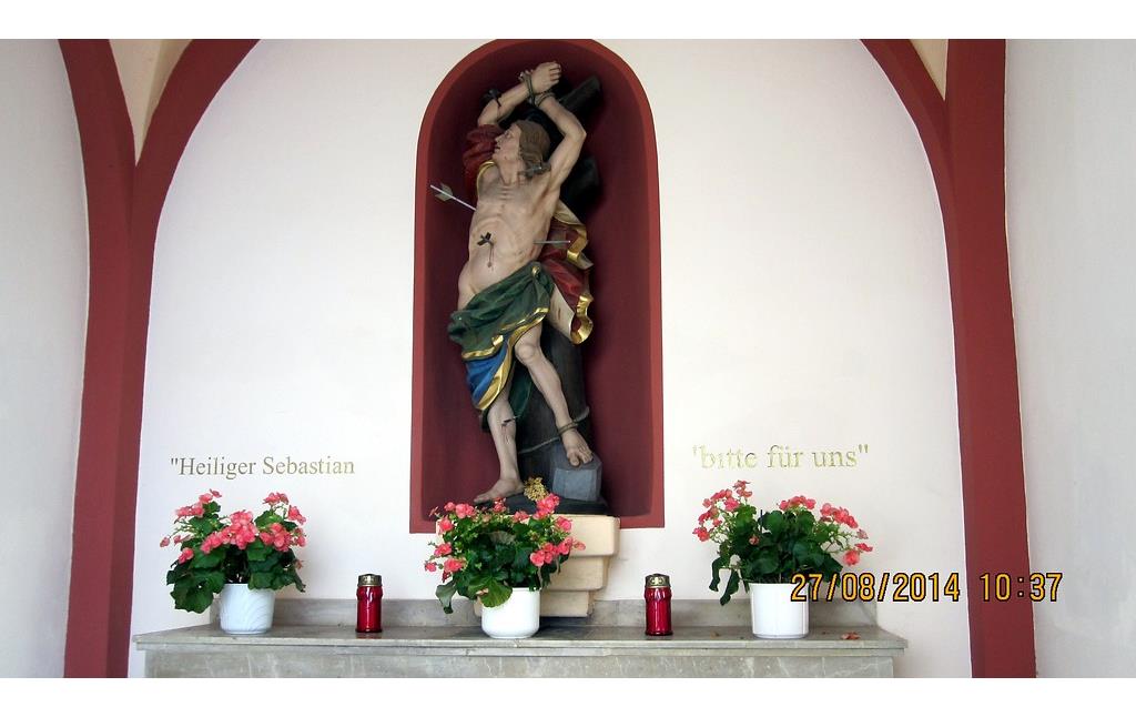 Figur des Heiligen Sebastian in der St. Sebastianuskapelle in Koblenz-Güls (2014)