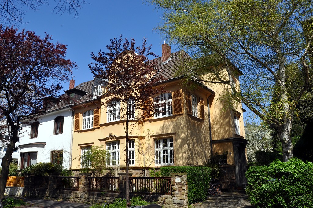 Wohnhaus, Eduard-Pflüger-Straße 41 in Bonn (2015)