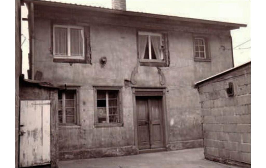 Aufnahme der früheren Frechener Synagoge (1967).