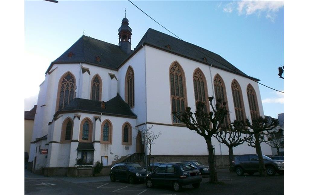 Die Karmeliter-Klosterkirche in Boppard von Nordosten aus gesehen (2014)
