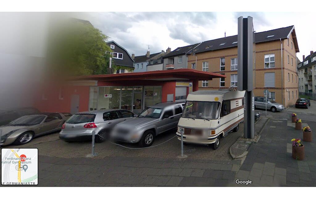 Die im Frühjahr 2022 abgerissene historische Tankstelle an der Ecke Frankfurter Straße / Dückergasse in Köln-Buchheim (Screenshot google-maps, Mai 2022).