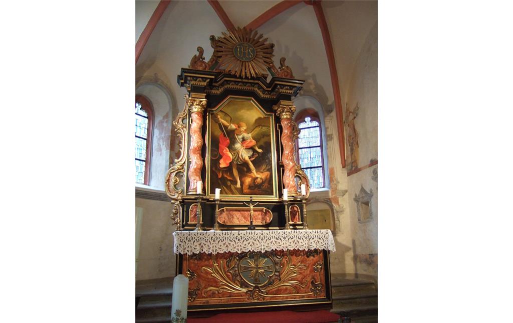 Altar der Wallfahrtskapelle St. Michael auf dem Michelsberg in Bad Münstereifel (2013)