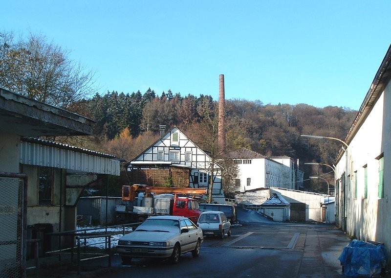 Die alte Papierfabrik in Radevormwald-Wilhelmstal (2004).