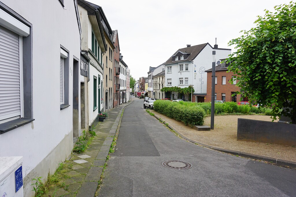 Viersen-Dülken, historischer Ortskern (2021). Blauensteinstraße, von Cap Horn aus gesehen.
