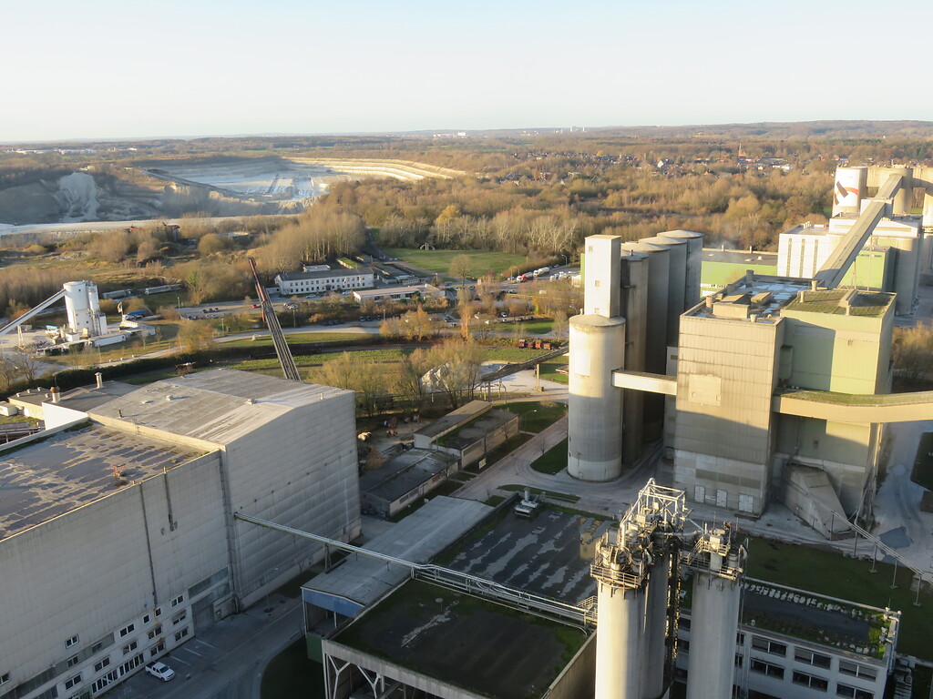 Das Zementwerk Lägerdorf der Holcim (Deutschland) GmbH ist einer der wichtigsten Arbeitgeber der Region (2019).