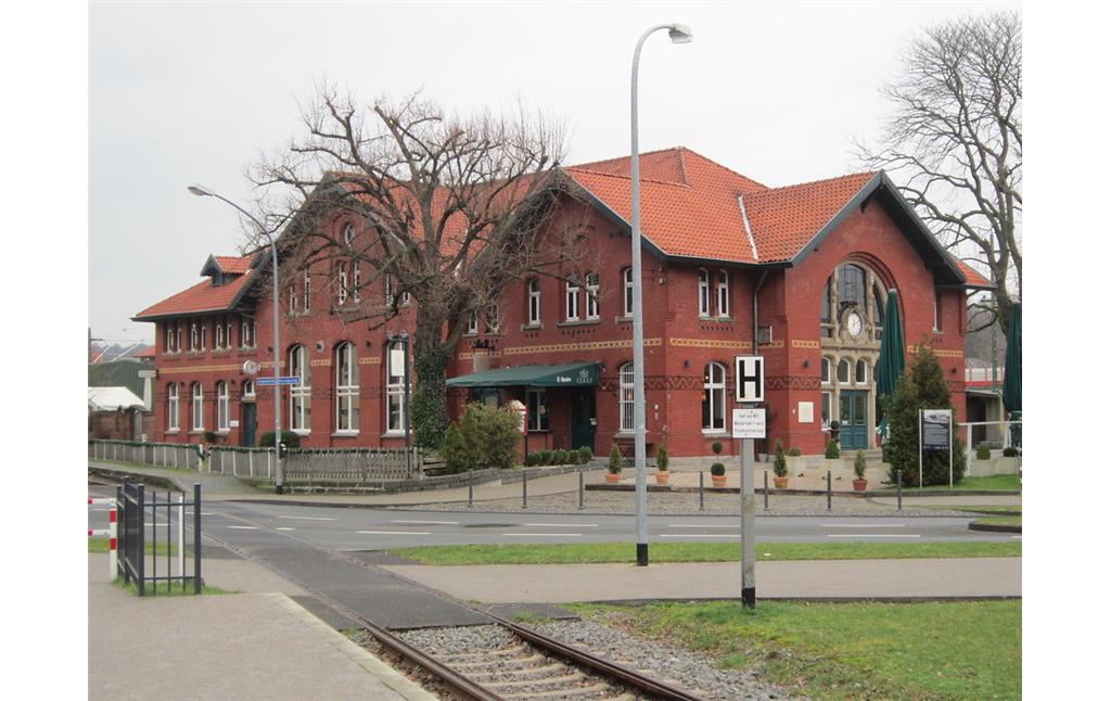 Essen-Kupferdreh, Ansicht des Empfangsgebäude Bahnhof Kupferdreh (2016)