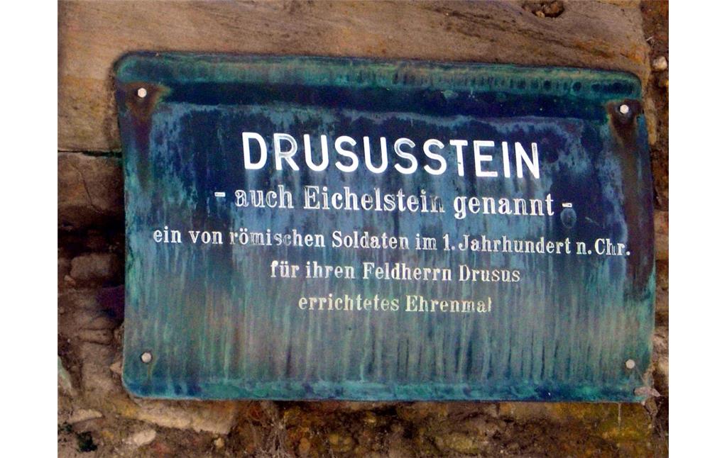 Hinweistafel am Drususstein auf dem Gelände der Mainzer Zitadelle (2015)