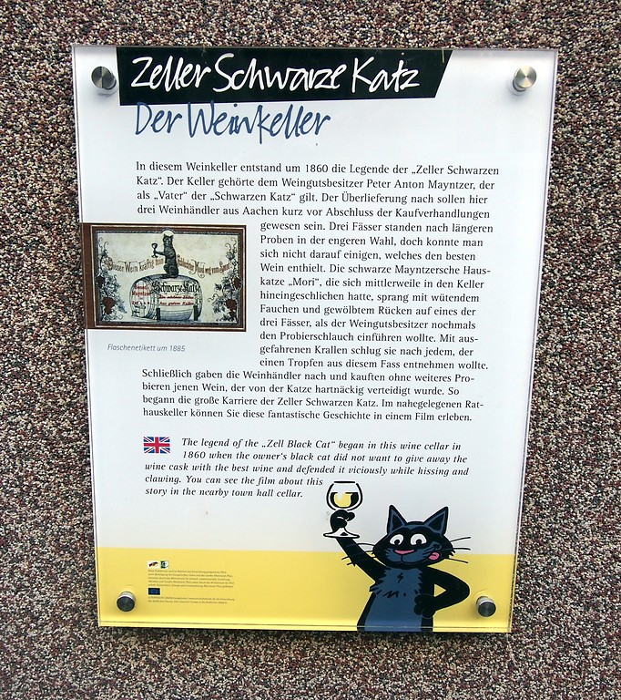 Informationstafel über den historischen Weinkeller in Zell an der Mosel (2015)