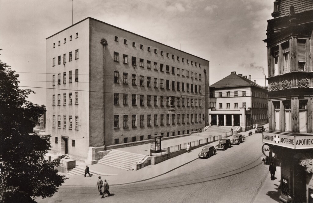 Die ehemalige Haupost, Ecke Bahnhofstraße-Schützenstraße (1950er Jahre)