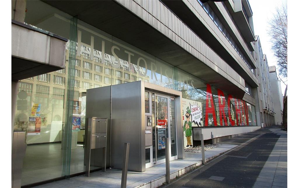 Das im April 2010 bezogene Ausweichquartier des Historischen Archivs der Stadt Köln am Heumarkt (2019).