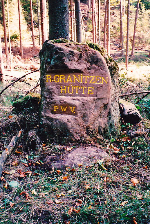 Ritterstein Nr. 40 "R. Granitzenhütte" im Horbachtal (1999)