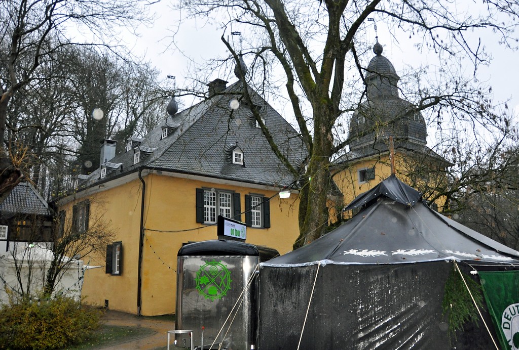 Schloss Lüntenbeck, die ehemalige Wasserburg Haus Lüntenbeck (2014).