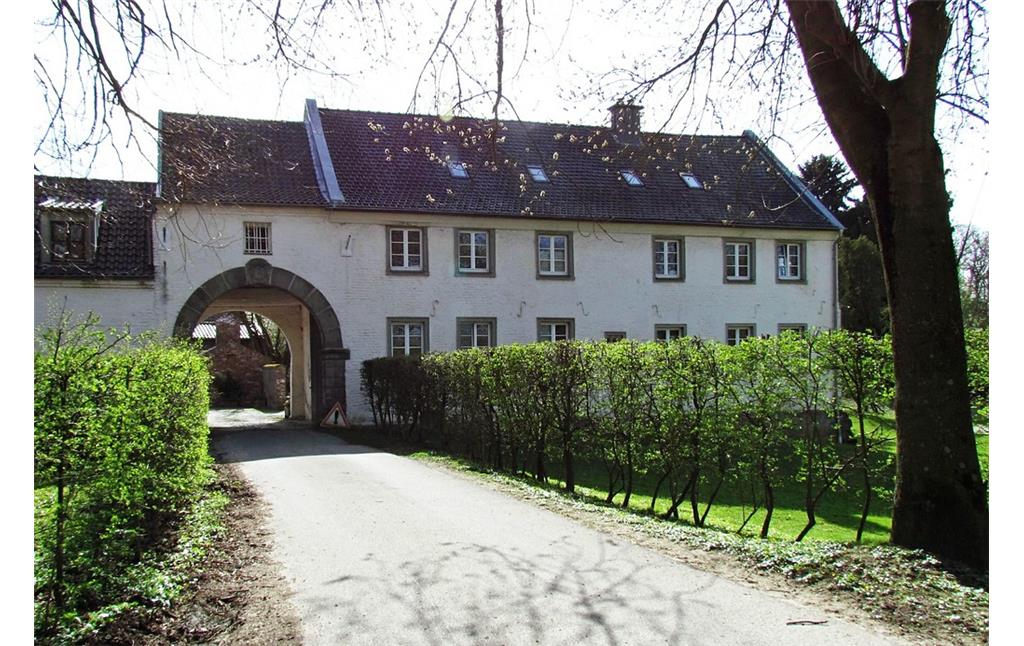 Gebäude von Haus Busch in Grevenbroich-Wevelinghoven (2012/13).