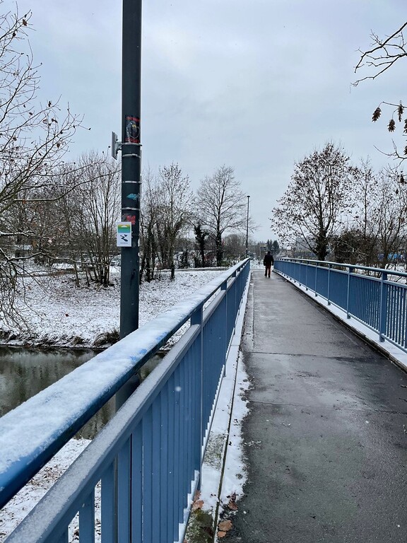 Der Festplatzsteg in Bad Vilbel im Winter (2022)